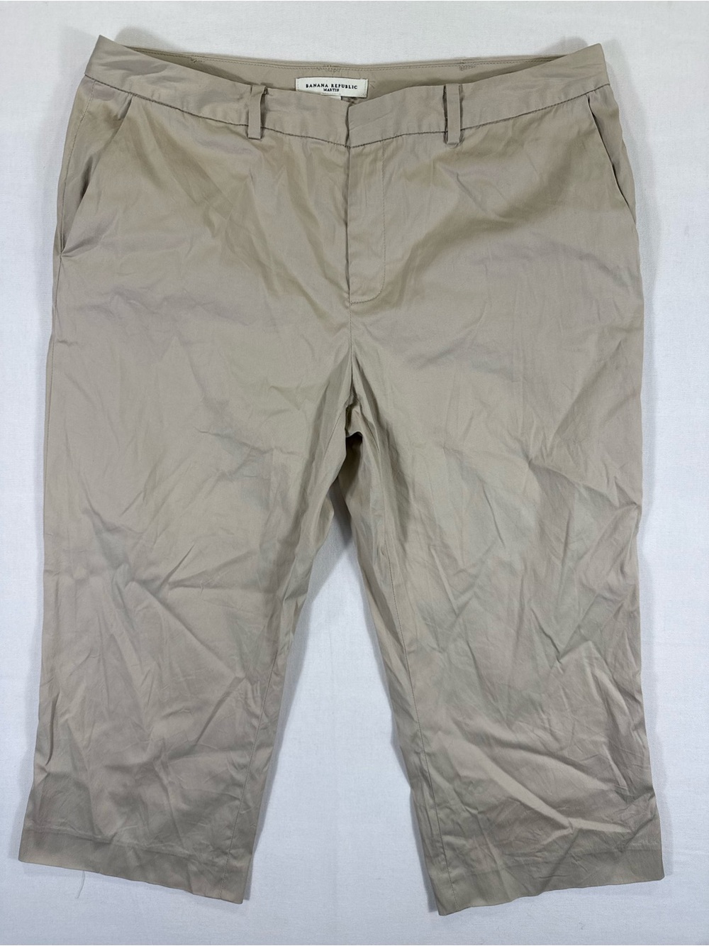 Banana Republic Light Beige Capri Pants